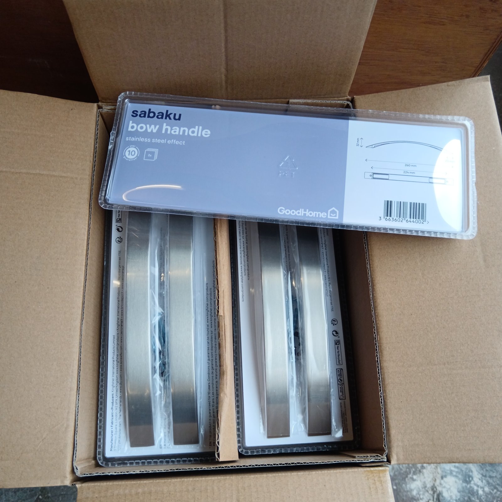 Box of twelve Goodhome Sabaku stainless steel cupboard handles.