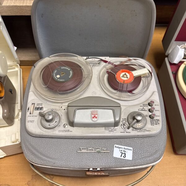 Vintage Grundig TK24 reel to reel tape recorder in used condition.
