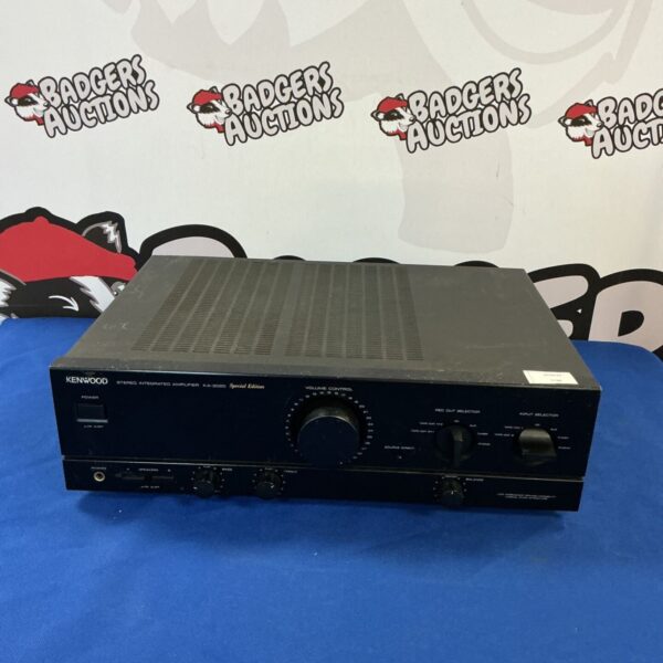 Vintage Kenwood KA-3020 Special Edition stereo amplifier front view.