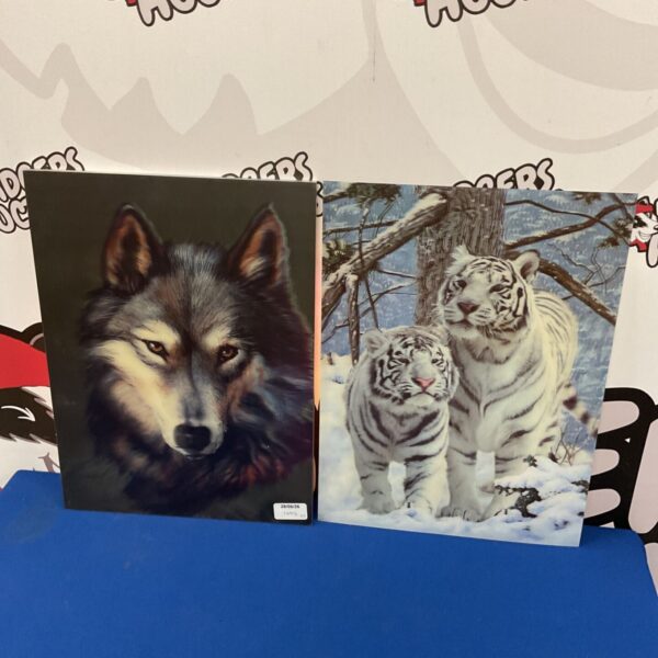 Stunning 3D lenticular print of a white tiger, captivating animal art.