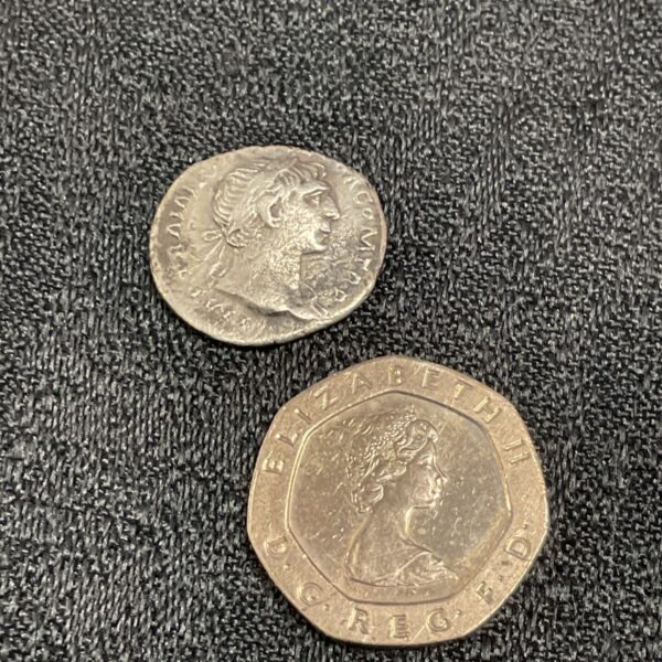 silver roman dinarious trajan depicted 98-117ad
