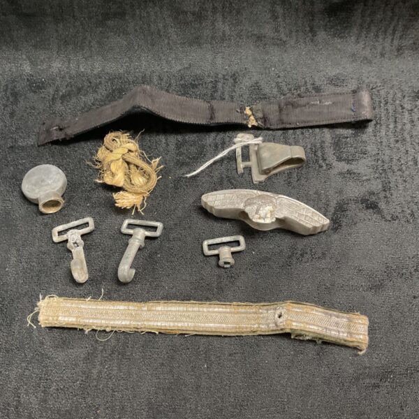 W.W.2 German Original dress dagger relics