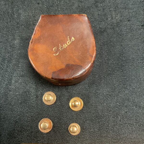 Leather Stud box with four gold plate studs