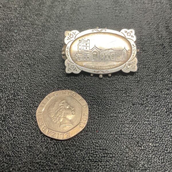 Victorian silver brooch depicting Luton Parish Church, 1892.