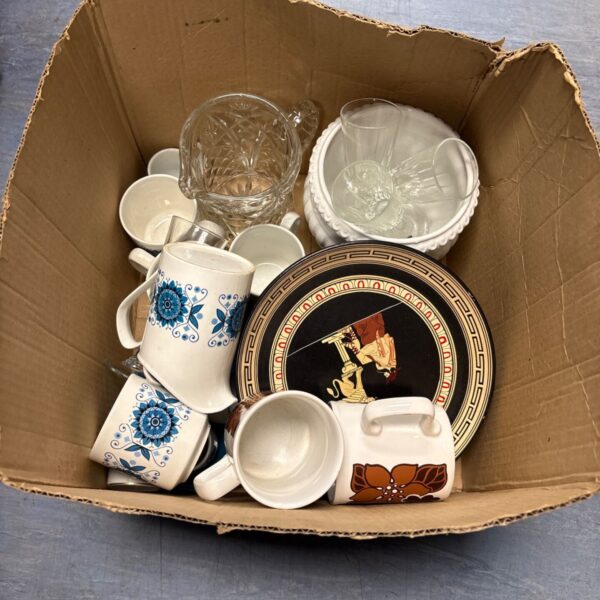 Mixed lot of vintage chinaware and glassware including potential Johnson Bros pieces.