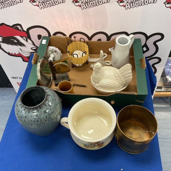 Mixed lot of vintage collectibles including pottery and brass.