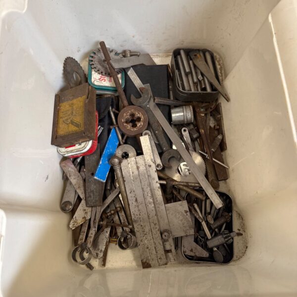 Mixed lot of vintage engineering tools and hand tools.