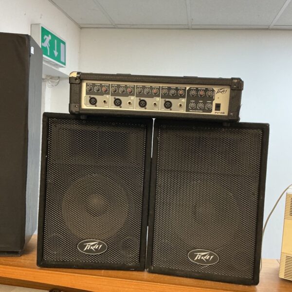 Peavey PV-i4B powered mixer with PVi 10 speakers, a vintage PA system.