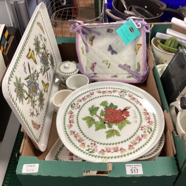 Portmeirion pottery with botanical garden design, trays and bowls.