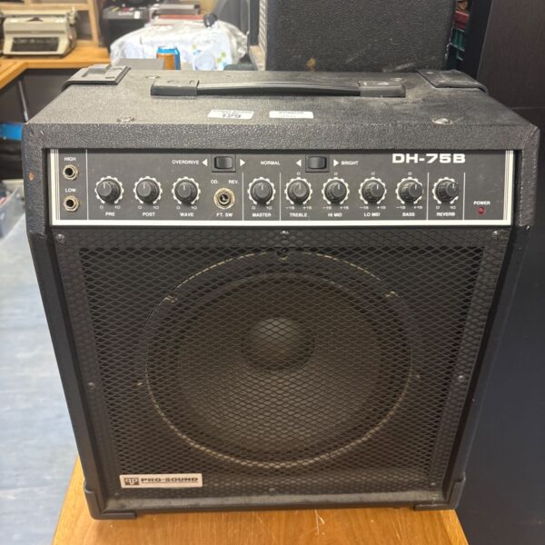 Vintage Pro-Sound DH-75B guitar amplifier front view.