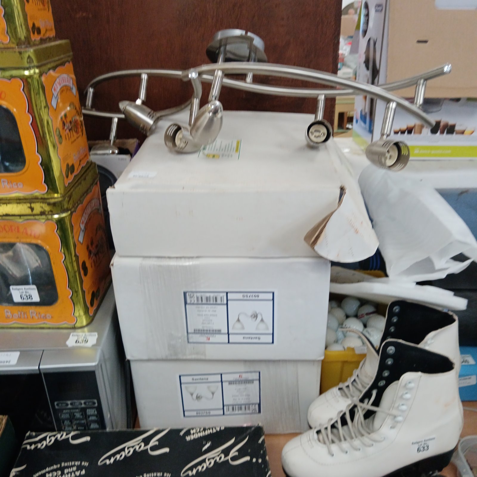 Vintage Santana wall lights with chrome finish and adjustable arms.