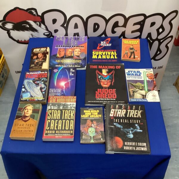 Vintage science fiction book bundle including Star Trek novels.