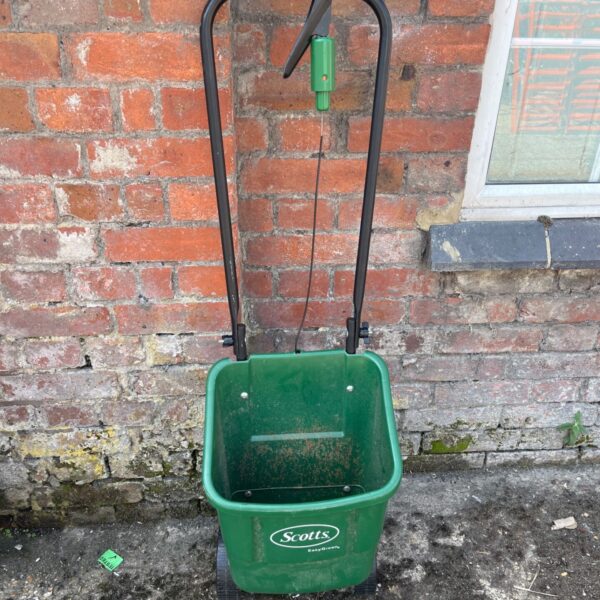 Green Scotts EasyGreen Rotary Spreader for lawn and garden use.