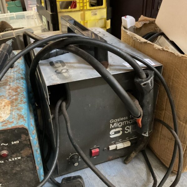 Sip Migmate 100 gasless welder with power cable visible.