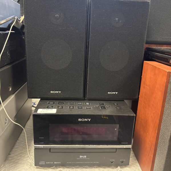 Silver Sony micro hi-fi system CMT-BX7, vintage audio component.