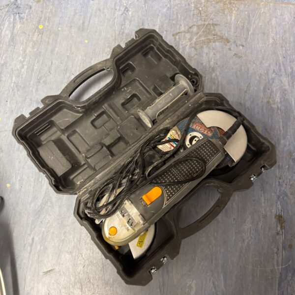 Titan angle grinder in carry case with spare discs.