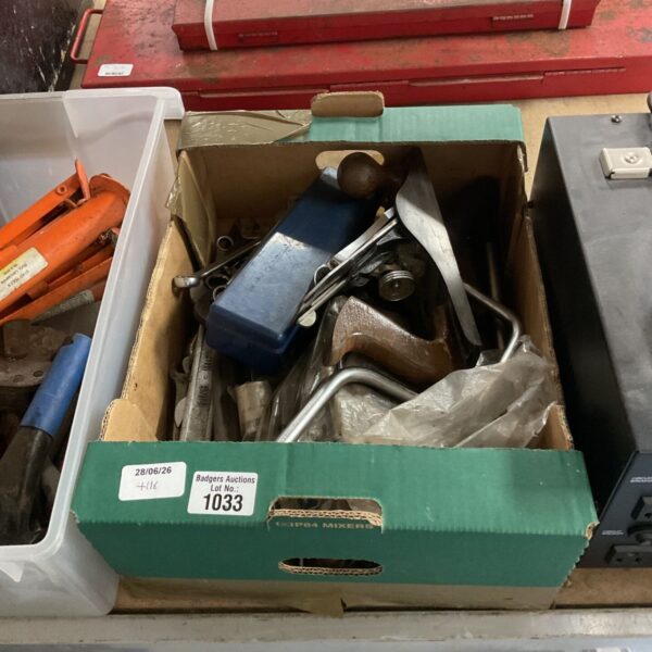 Mixed lot of spanners and a plain hand tools for DIY projects.