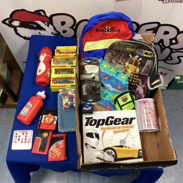 Mixed lot of Top Gear game and Shell diecast cars for collectors.