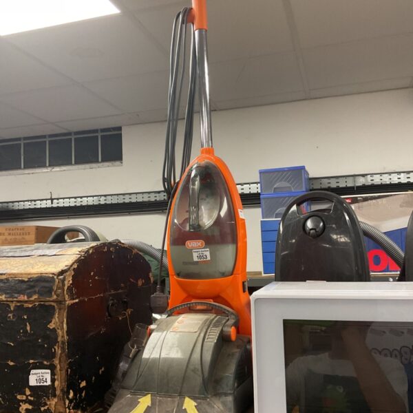 Orange Vax carpet cleaner for sale, used condition.