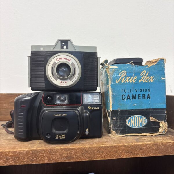 Vintage Fujifilm DL-800 Zoom camera with original box.
