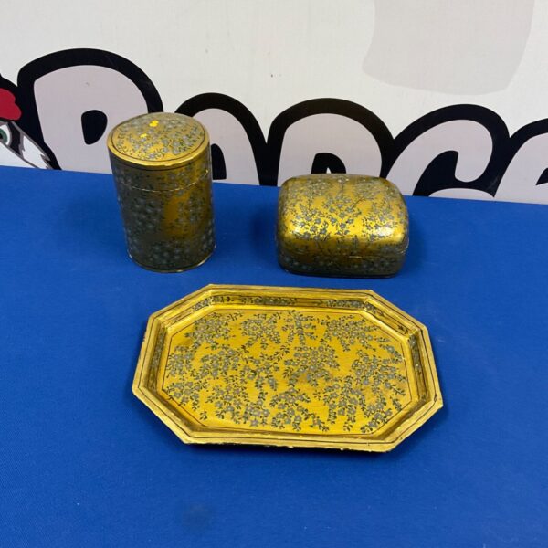 Vintage lacquered trinket boxes and tray with floral design.