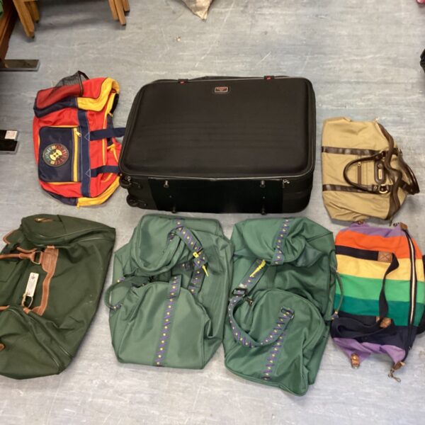 Job lot of vintage suitcases and bags, including Samsonite and Antler.