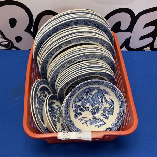 Box of vintage Wedgwood Willow pattern china, blue and white.