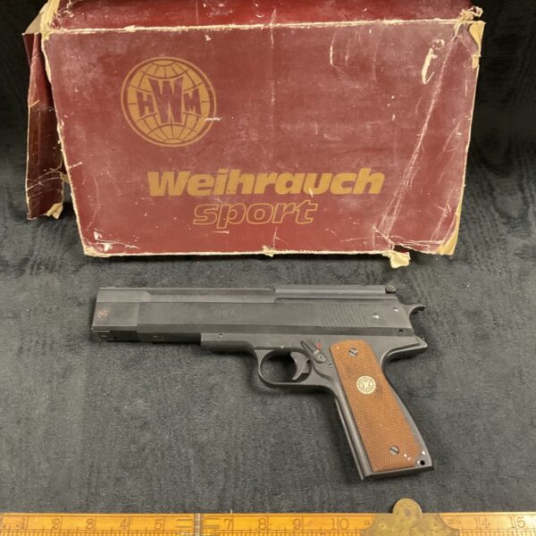 Weihrauch Sport HW45 pistol with original box, vintage airgun.