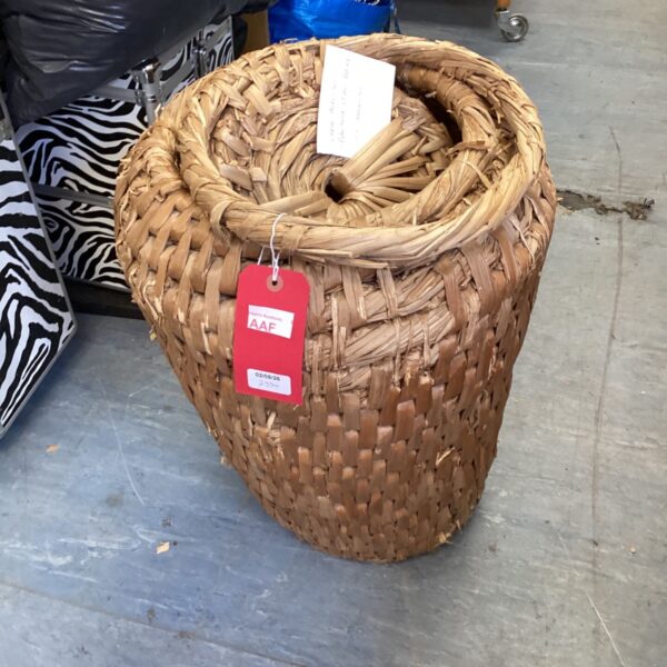Large vintage African basket woven from banana leaves, Nairobi 1960s.