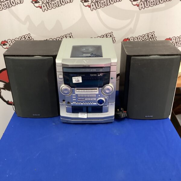 Aiwa NSX-DP55 hifi system with speakers, vintage stereo equipment.