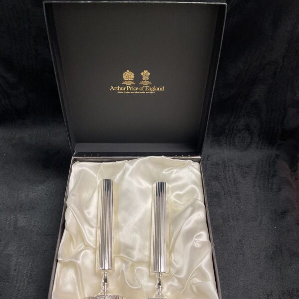 Boxed pair of Arthur Price silverplate Corinthian vases.