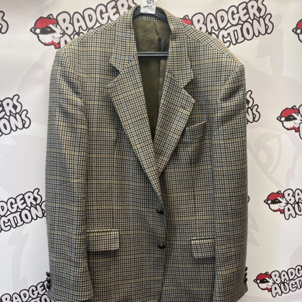 Vintage Austin Reed houndstooth tweed blazer for men.