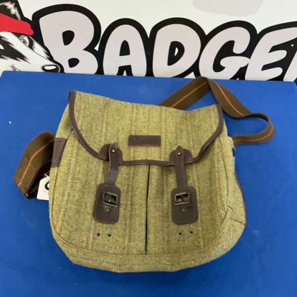 Vintage Barbour shoulder bag in tartan waxed cotton.