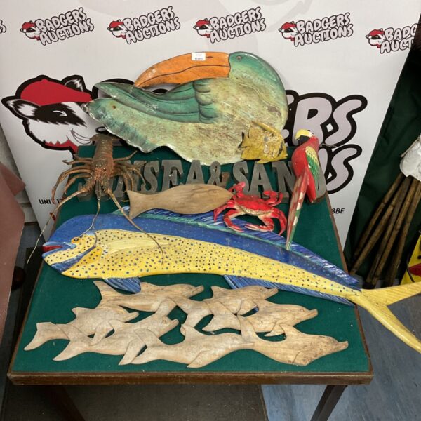 Vintage beach hut decorations bundle with wooden fish and parrot.