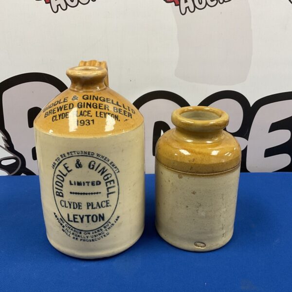 Antique Biddle & Gingell Leyton stoneware flagon from 1931.
