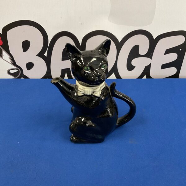 Tony Wood Porcelain black cat teapot, a collectible animal figurine.