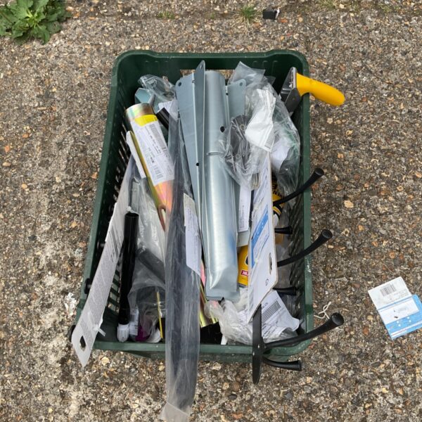 Mixed lot of B&Q faulty returns including tools and Yale locks.