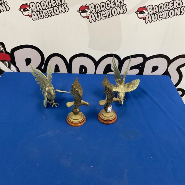 Vintage brass bird figurines lot, detailed animal sculptures.