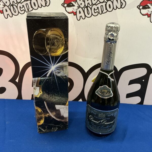Bottle of 1990 Champagne Daniel Dumont Brut Millesime in good condition.