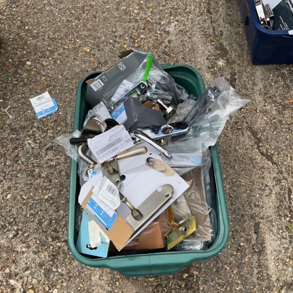 Job lot of assorted door handles from B&Q returns pallet.
