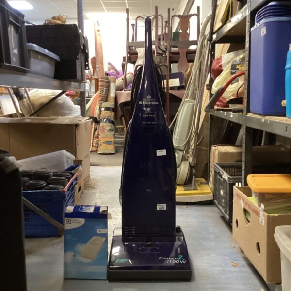 Dark blue Electrolux Contour 2 1100w upright vacuum cleaner.