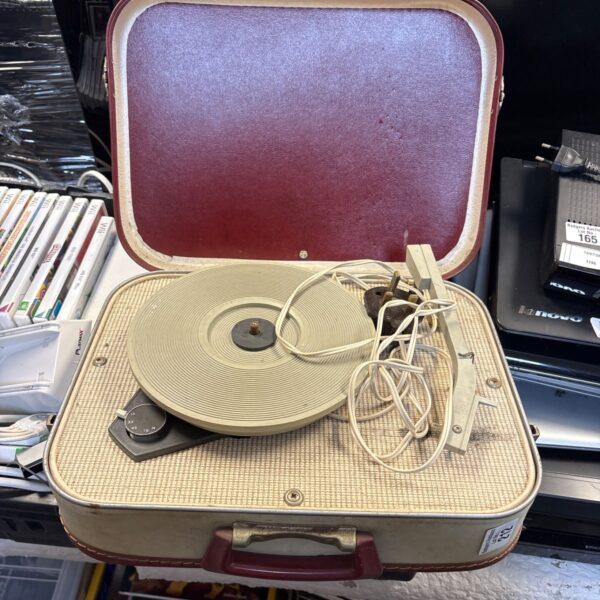 Vintage Fidelity HF31 portable record player in suitcase style.