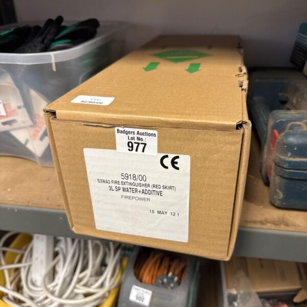 New 3L water and additive fire extinguisher in its original box.