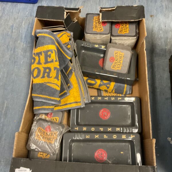 Vintage Houston Export barware lot including towels and ashtrays.