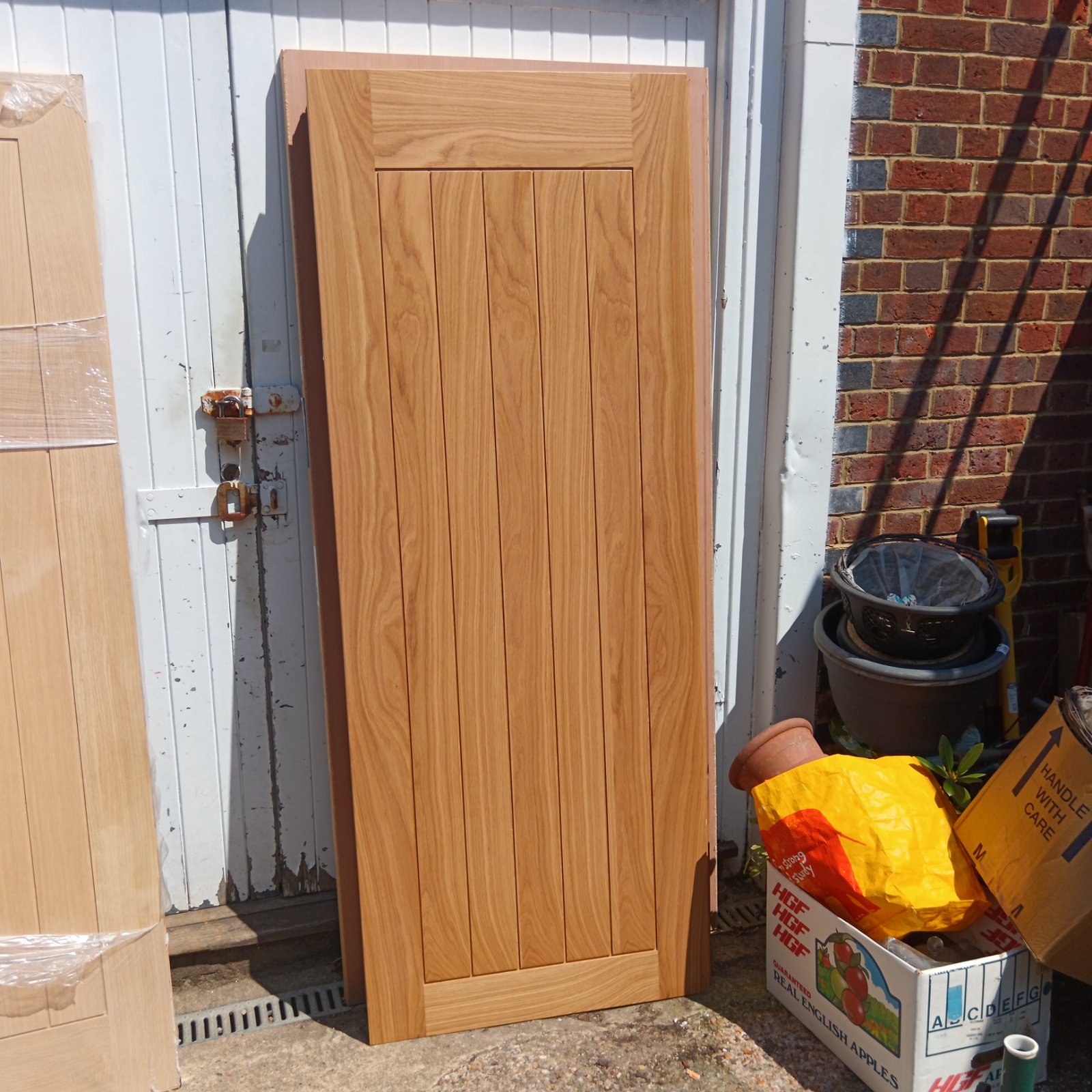 Howdens Holdenby oak fire door, 2'6" internal door for sale.