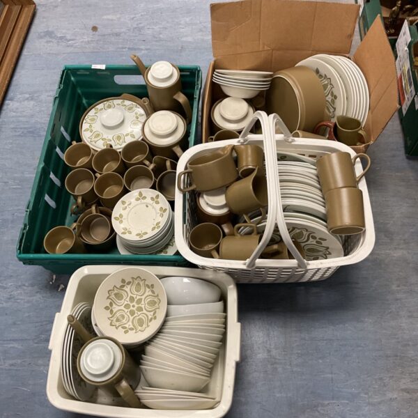 Large J G Meakin Maidstone dinner service with tea and coffee pots.