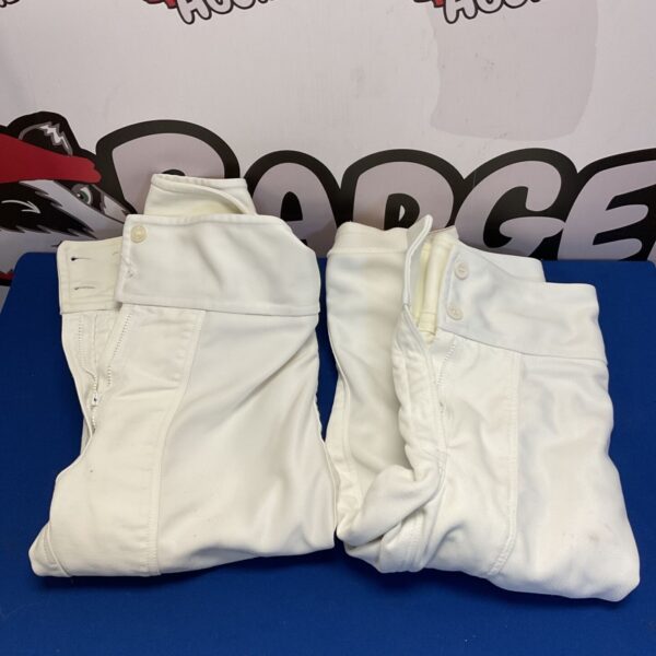 White Leon Paul fencing trousers size 32, showing signs of wear.