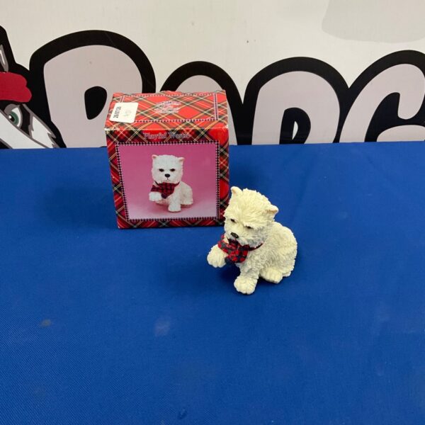 Leonardo Collection scotty dog figurine with red scarf.