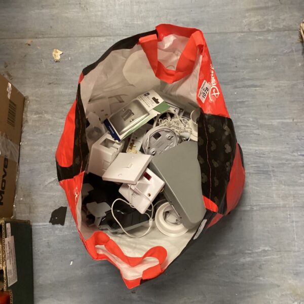 Assorted light switches in a bag, a lot for collectors.