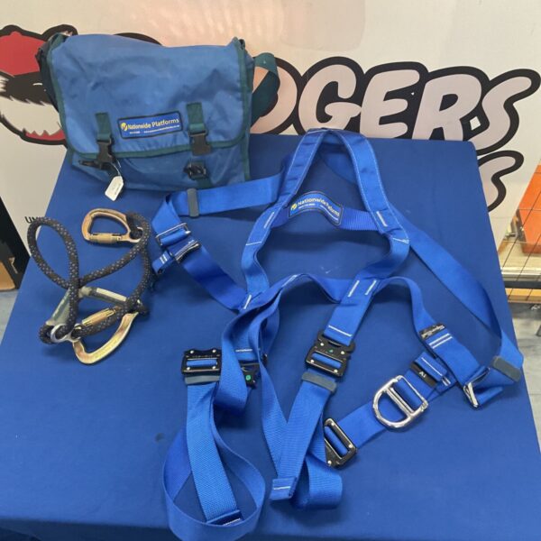 Nationwide platforms safety harness withspanset adjustable rope restraint lanyard